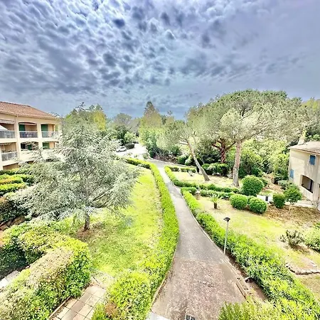 Apartment Nicola Port + Plage + Centre A Pieds